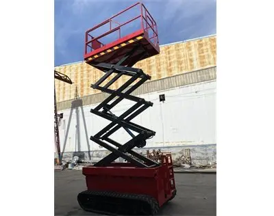 柴油履帶(dai)式升降平(ping)台車