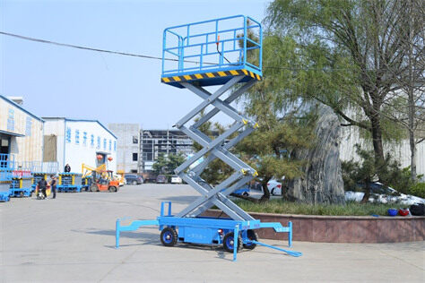 移動(dong)剪叉式升(sheng)降平台車(che)3