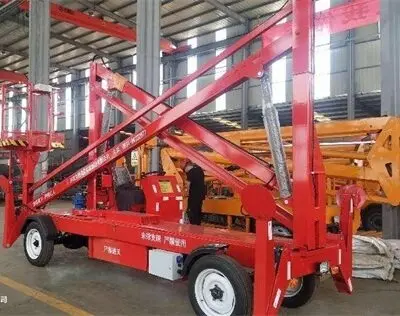 柴油曲(qu)臂式升(sheng)降機